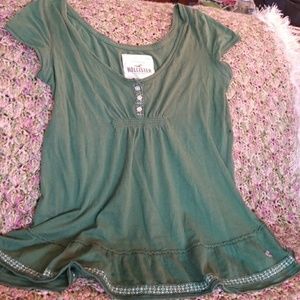 Hollister swing spring top